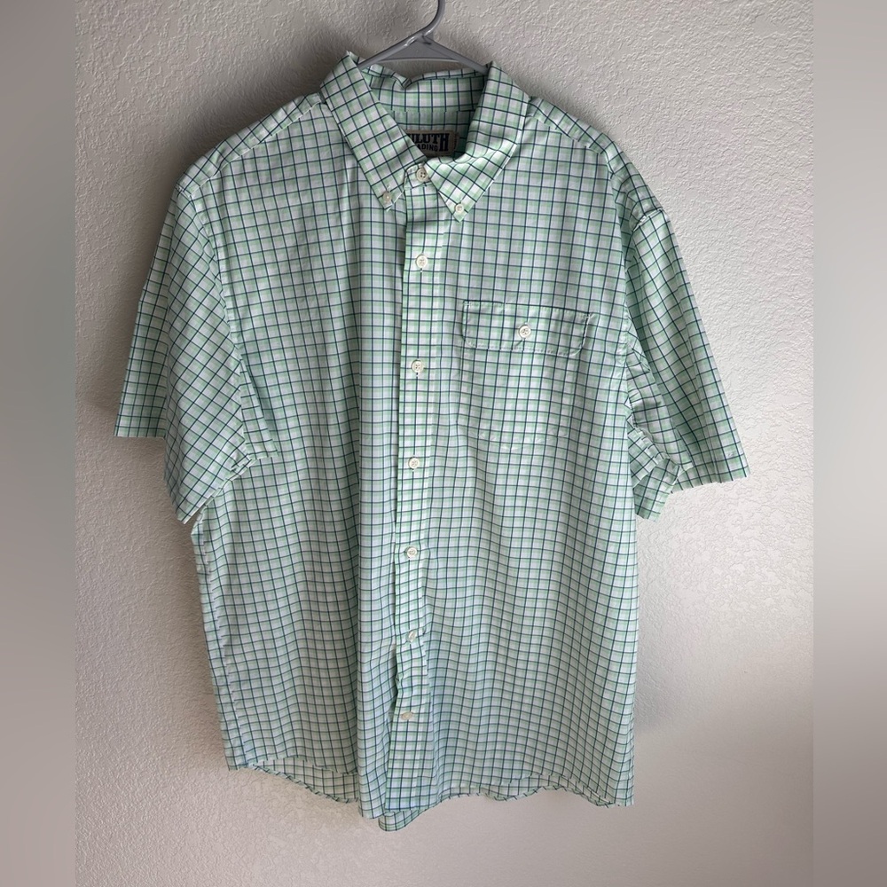 Men’s Duluth Trading Co Button Down Shirt - Size L